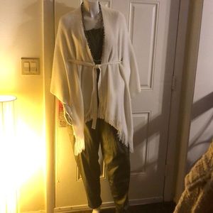 Shawl/ Jumpsuit/ Necklace